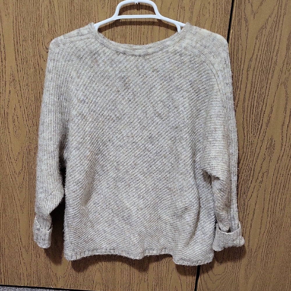 MAX STUDIO Women's Oatmeal Warm Stretchy Winter Sweater Size Medium